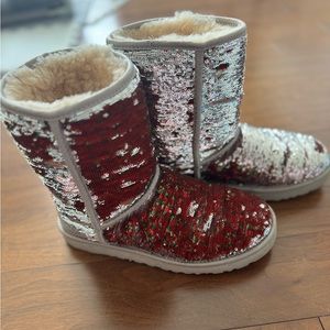 UGG arguing short boots size 8